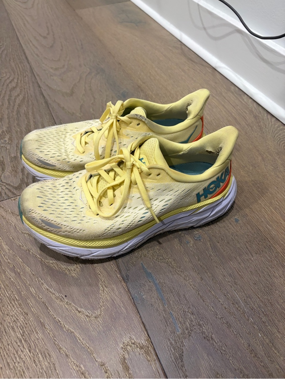 HOKA Women's Clifton 8 Yellow Running Shoes